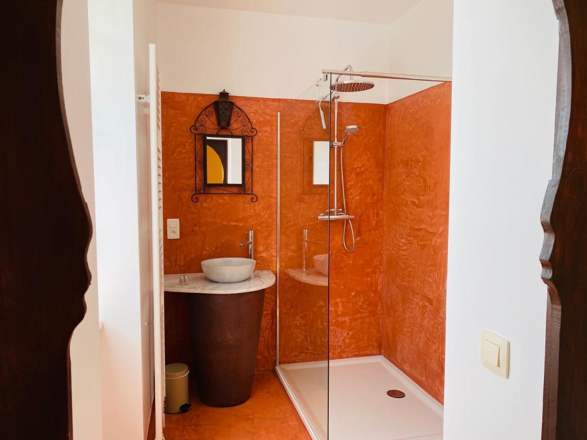 Aux Berges Du Libre Bed & Breakfast Felines-Termenes Екстериор снимка
