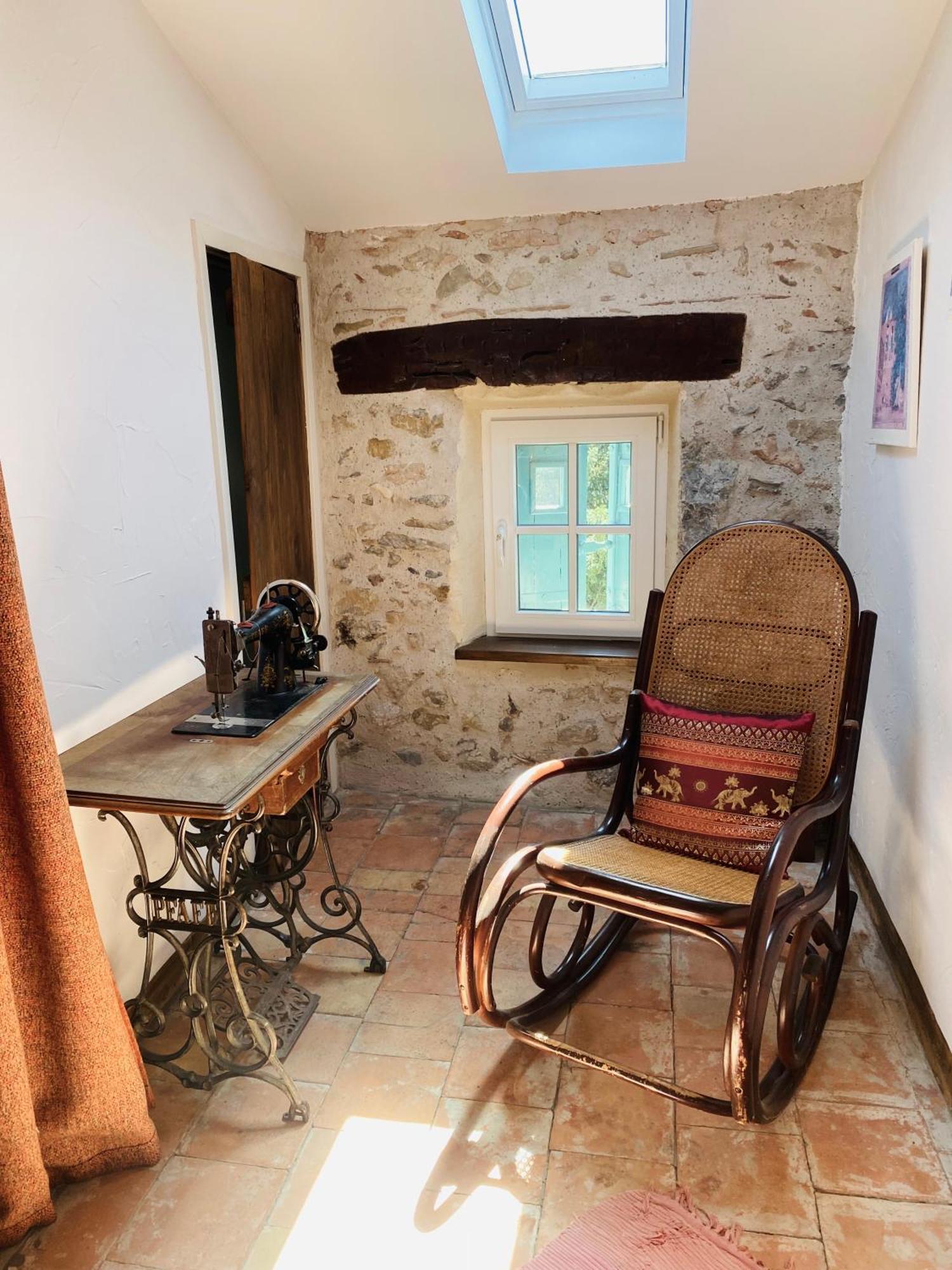 Aux Berges Du Libre Bed & Breakfast Felines-Termenes Екстериор снимка